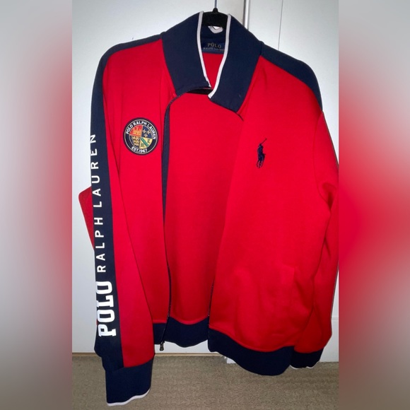 Polo Ralph Lauren zip up track jacket in very good condition! No rips or stains. - Picture 2 of 11